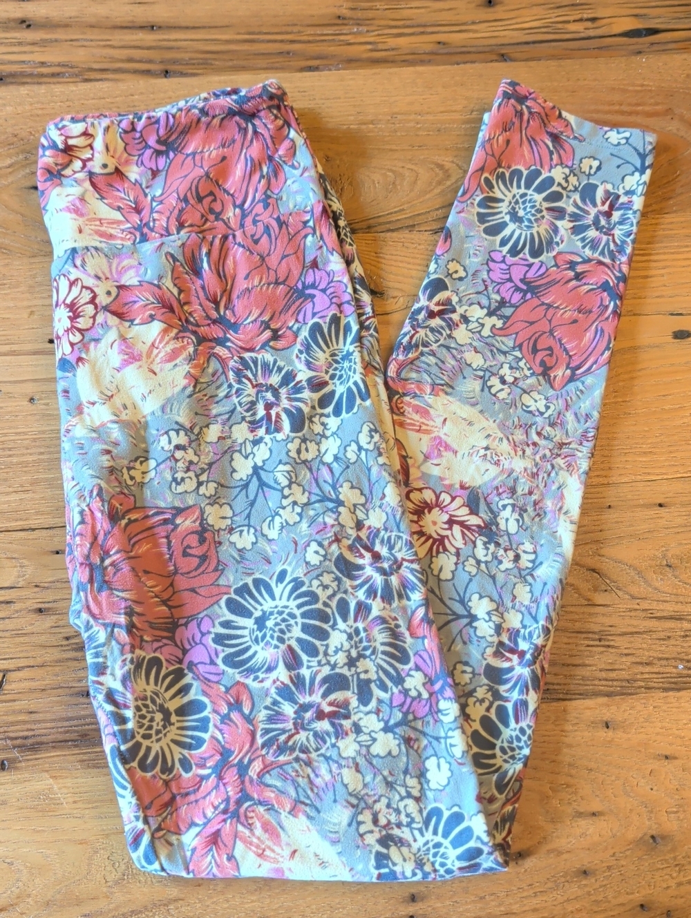 LuLaRoe Floral Leggings in Gray, Pink, Purple, Yellow